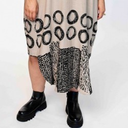 NIA DRESS V-AUSSCHNITT von GOZZIP